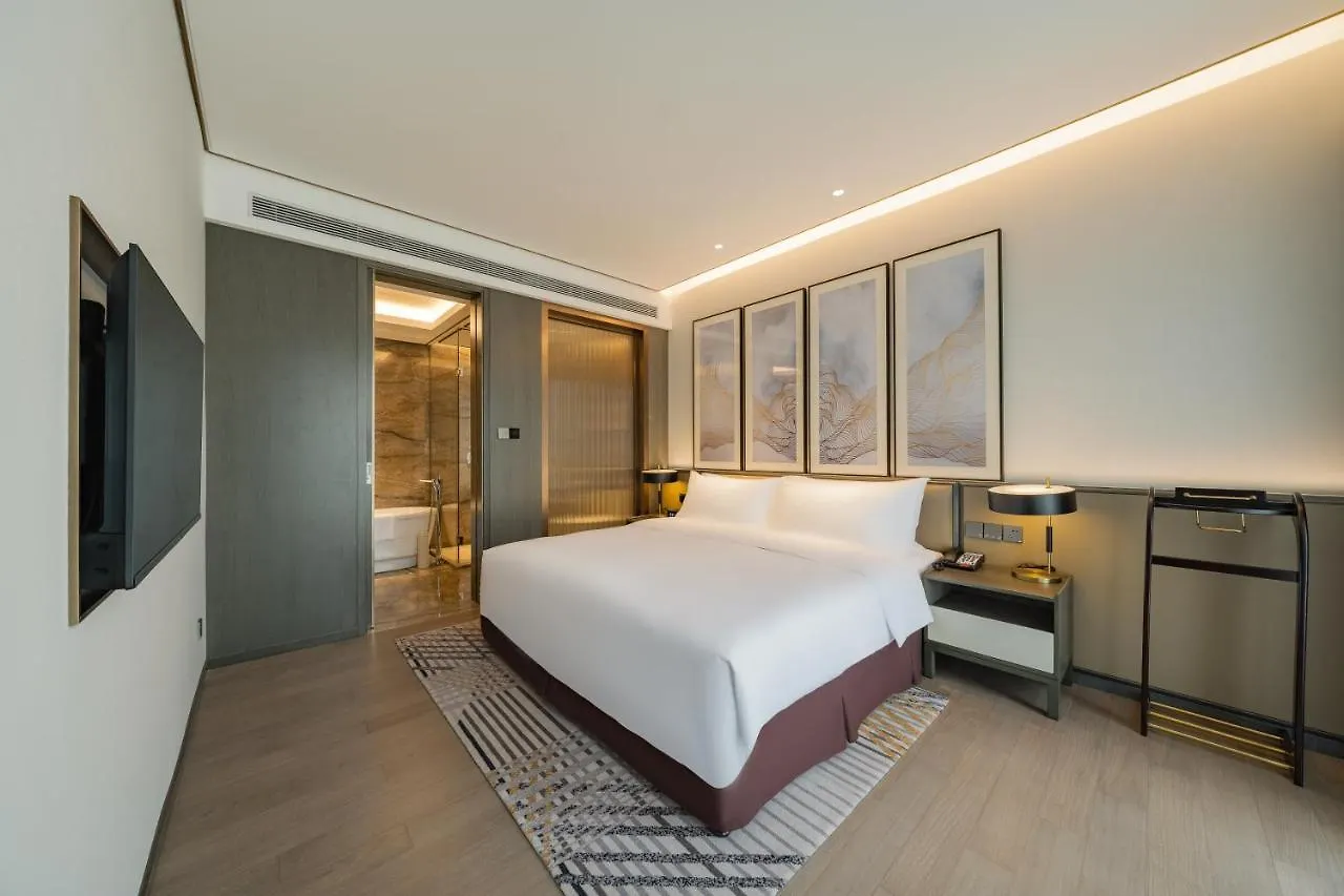 Holiday Inn Zhengzhou Zhongzhou By Ihg Hotel