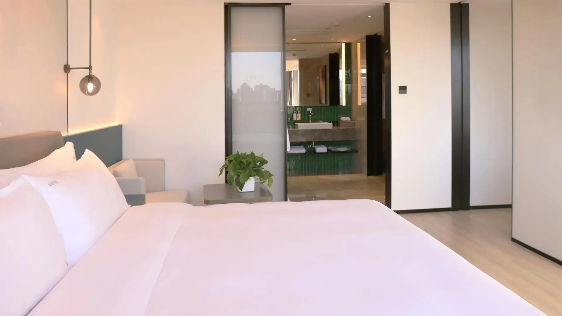 Holiday Inn Zhengzhou Zhongzhou By Ihg Hotel